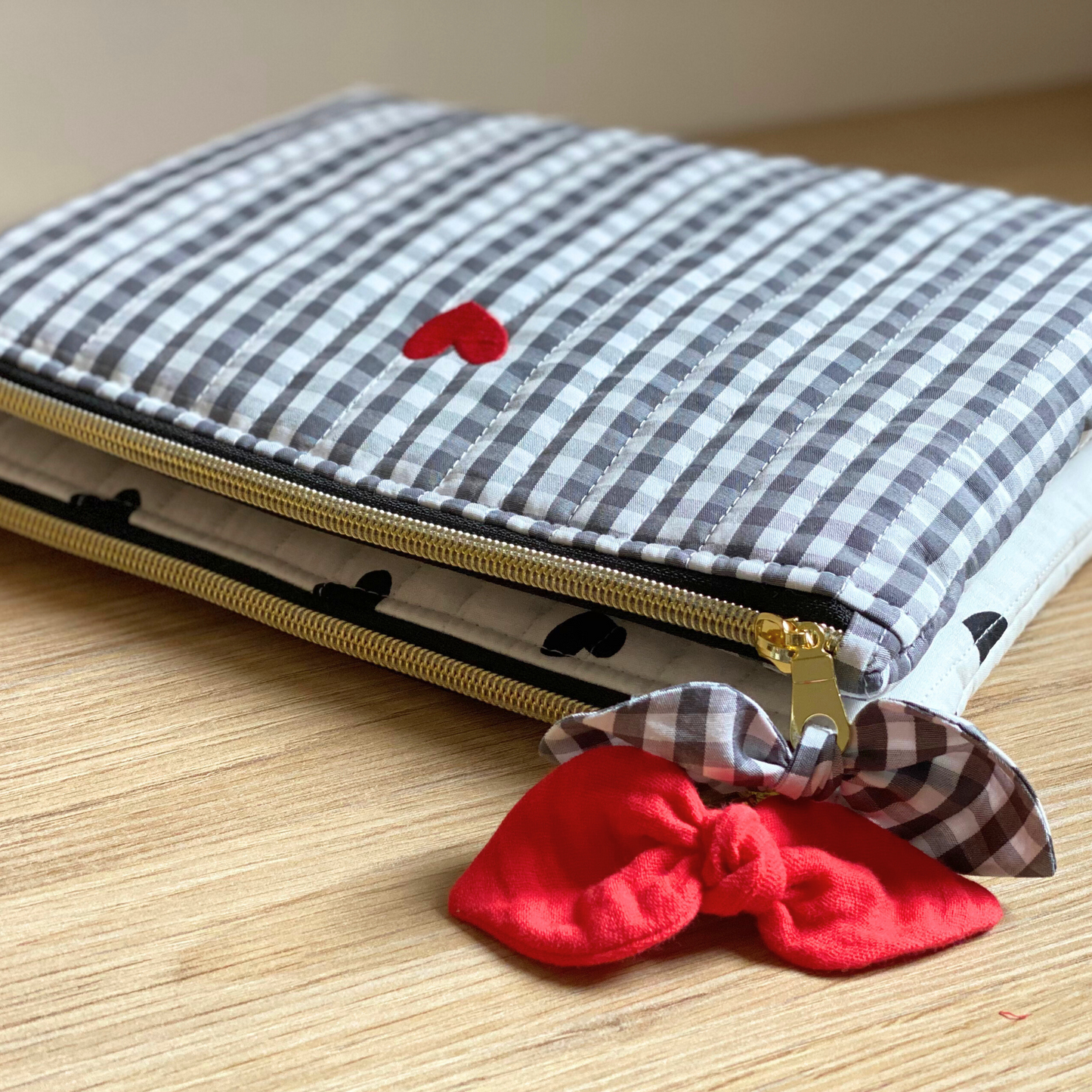 Pochette trousse plate coeur